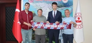 Artvin Trabzonspor Taraftarlar Derneği yöneticilerinden kaymakamlara ziyaret