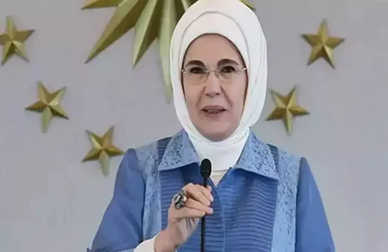 Emine Erdoğan'dan Dünya Çocuk Hakları Günü'nde 'ateşkes' çağrısı
