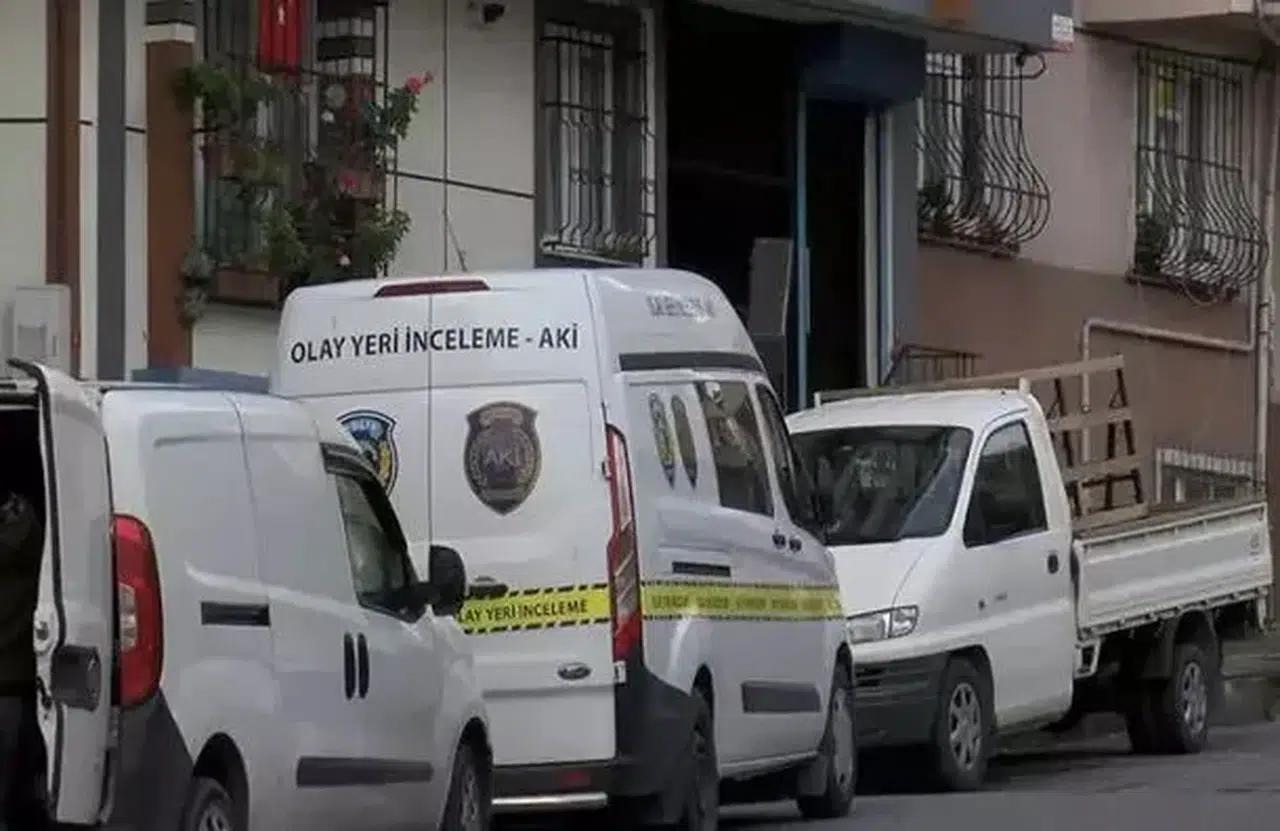 Sultangazi'de evini bastığı kadın ile kızını öldürüp intihar etti