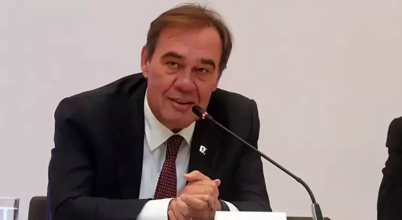 Yıldırım Demirören: TFF ve Beşiktaş başkanlığına aday olmayacağım