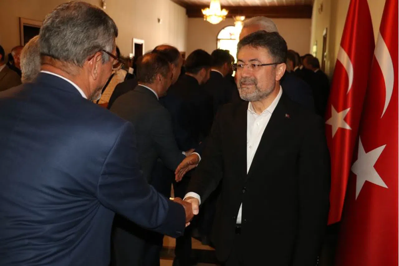 Tarım ve Orman Bakanı Yumaklı'dan orman yangınlarına karşı uyarı: