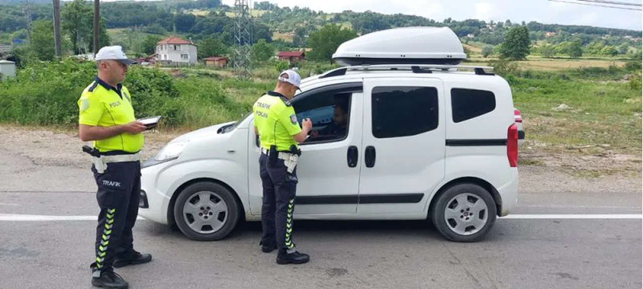 Erfelek'te trafik denetimi yapıldı