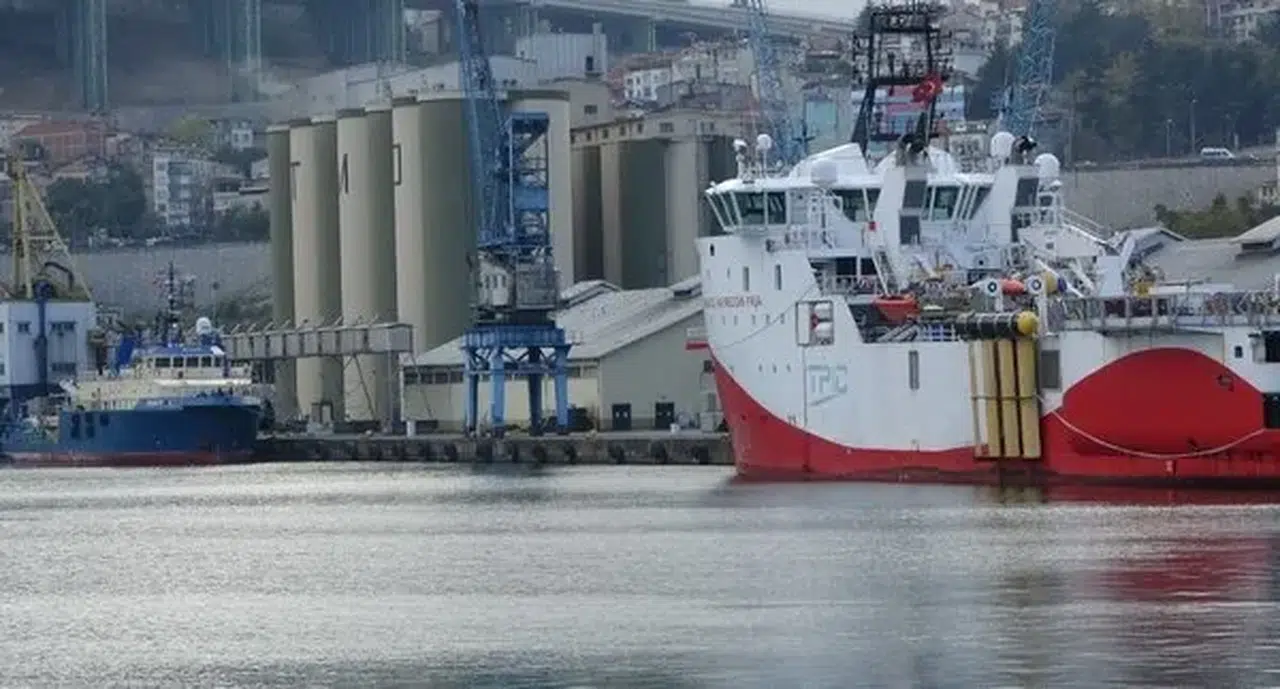  Barbaros Hayrettin Paşa Gemisi Trabzon'a Dönüş Yaptı, Doğu Karadeniz'de Petrol Aramaları Başlıyor