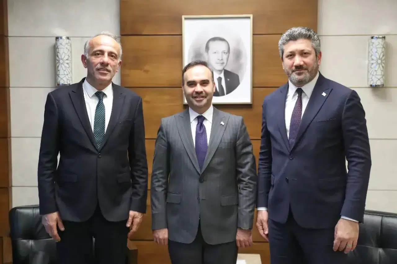 Rıfat Özer'den Sanayi ve Teknoloji Bakanı Kacır'a ziyaret