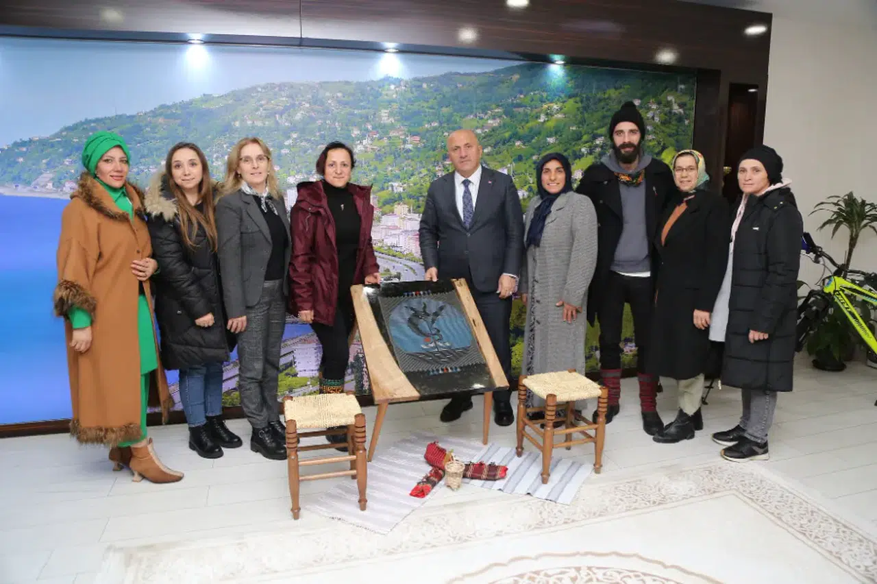 Kültür Sokağı'ndan Çiftçi'ye ziyaret