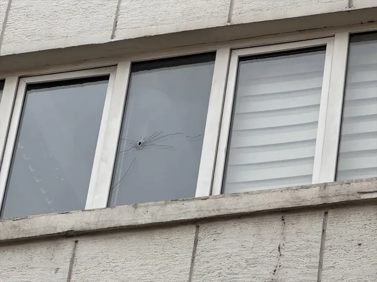 Artvin Valilik Binasına Yorgun Mermi İsabet Etti, Soruşturma Başlatıldı