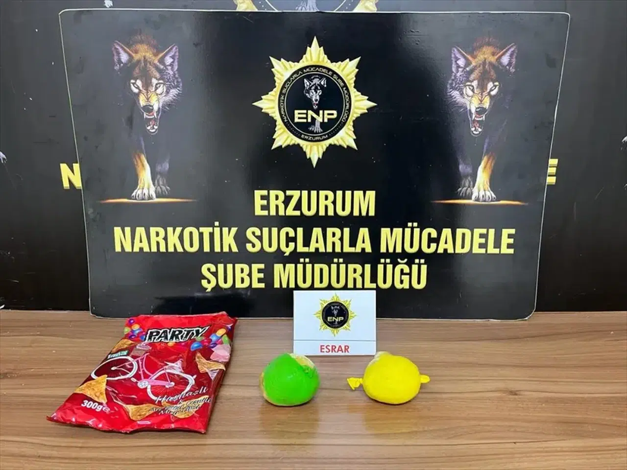 Erzurum'da cips paketine uyuşturucu saklayarak yolculuk yapan şüpheli yakalandı