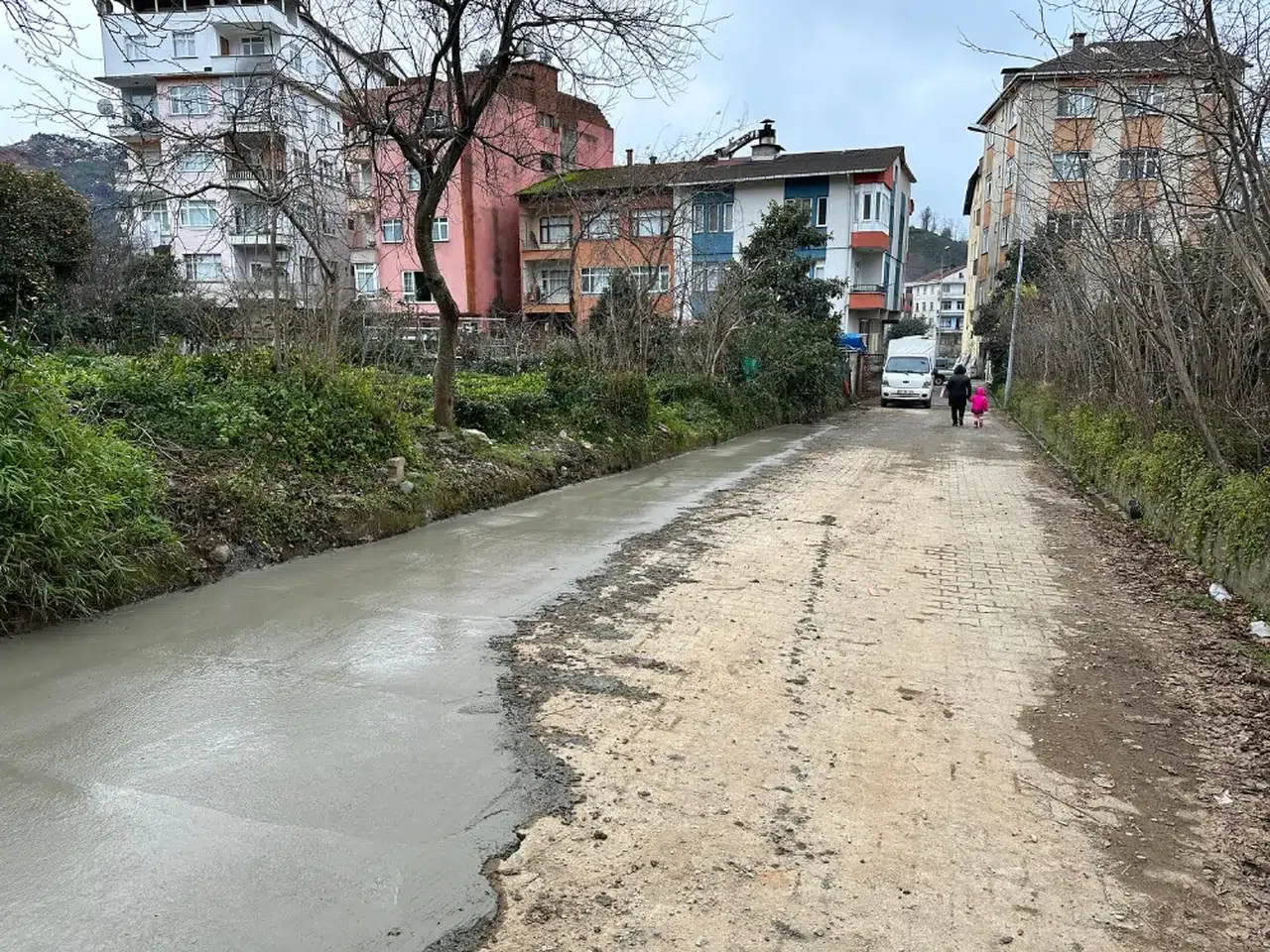 Fındıklı'da Parça Beton Çalışmaları Devam Ediyor