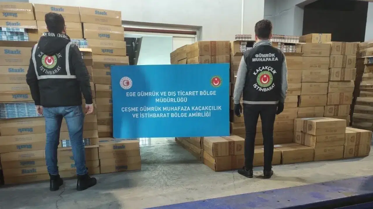 İzmir'de 1 milyon paket kaçak sigara ele geçirildi