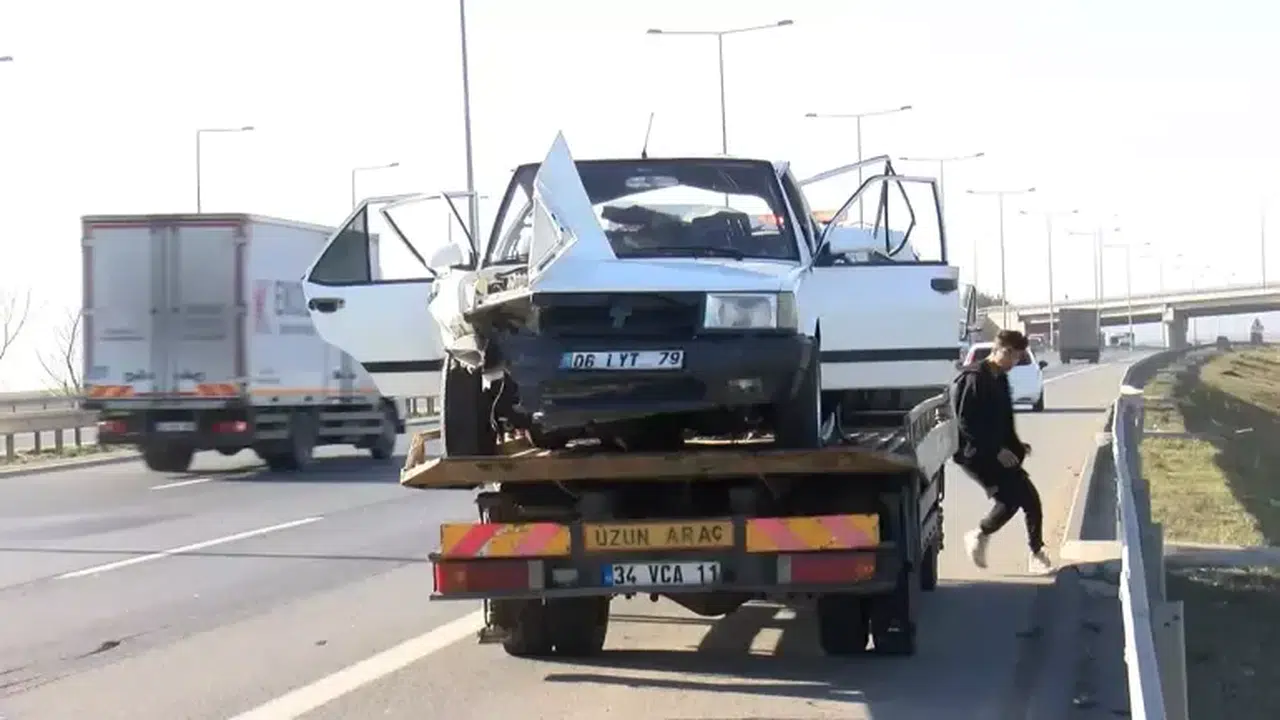 TEM Kınalı Kavşağı'nda kaza: 3 ölü 1 yaralı