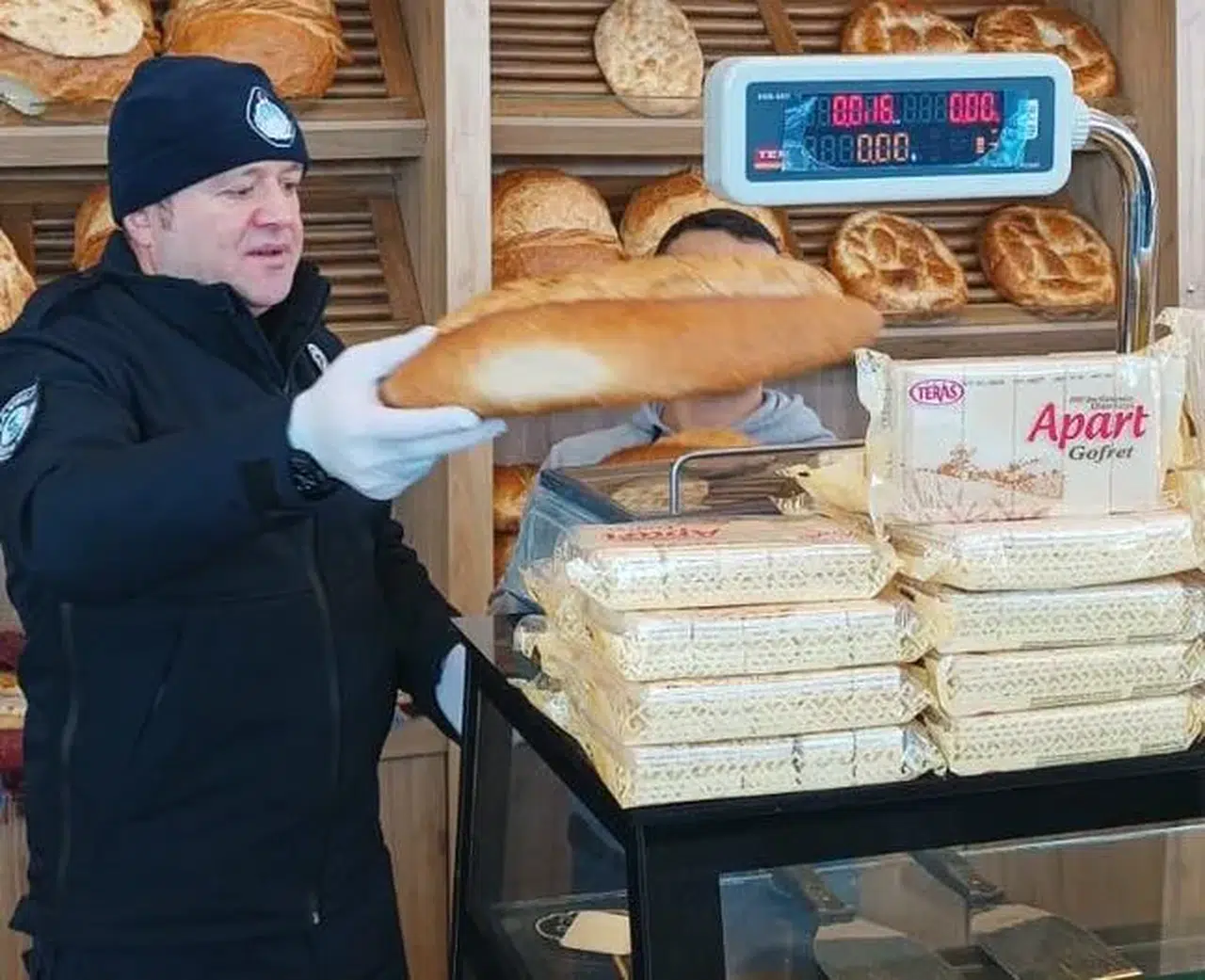 Çayeli Zabıtası ekmek denetimi yaptı