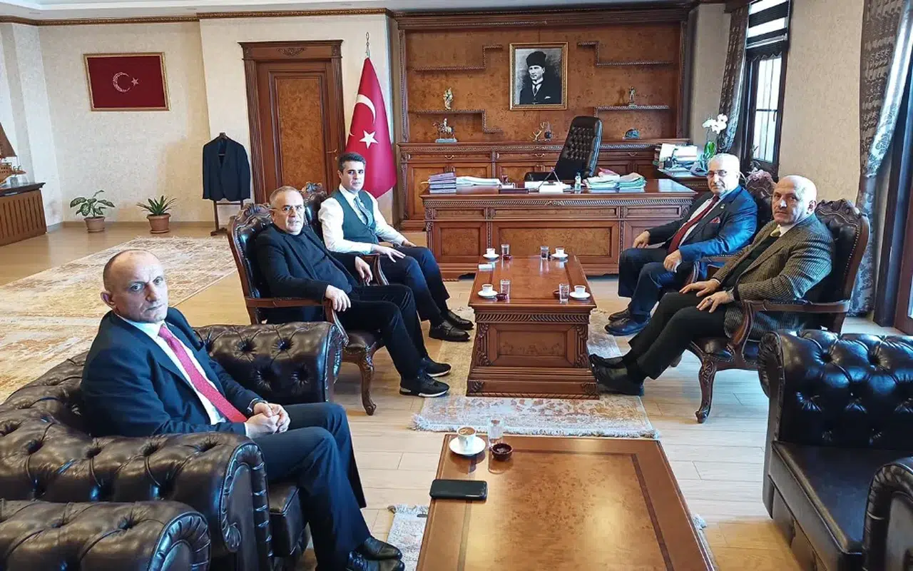 Prof İsmail Hakkı Aydın Kaymakam Demirel'i ziyaret etti