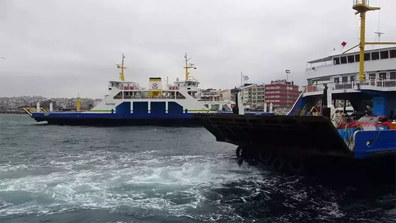 Bozcaada ve Gökçeada'ya yarınki feribot seferleri iptal