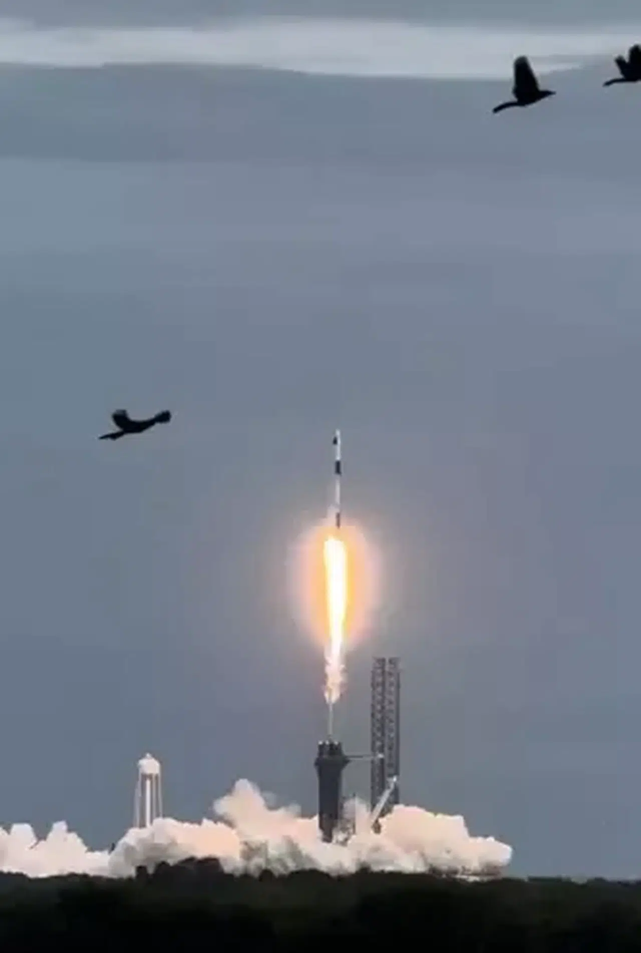 Lise öğrencileri NASA'yı ziyaret etti; Alper Gezeravcı'nın uzay yolculuğuna tanık oldu