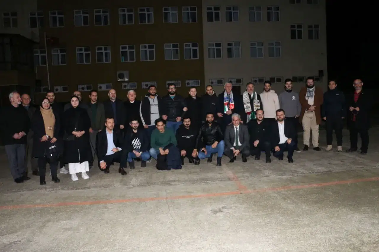 Trabzon'da Gazzeli Öğrencilerin Katıldığı Programda Soykırıma Lanet Okundu