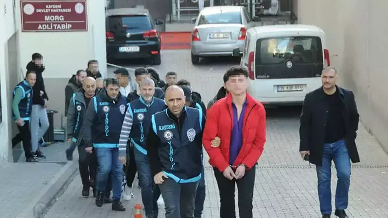 Kayseri'de yasa dışı bahis oynayanlara operasyon; 27 gözaltı
