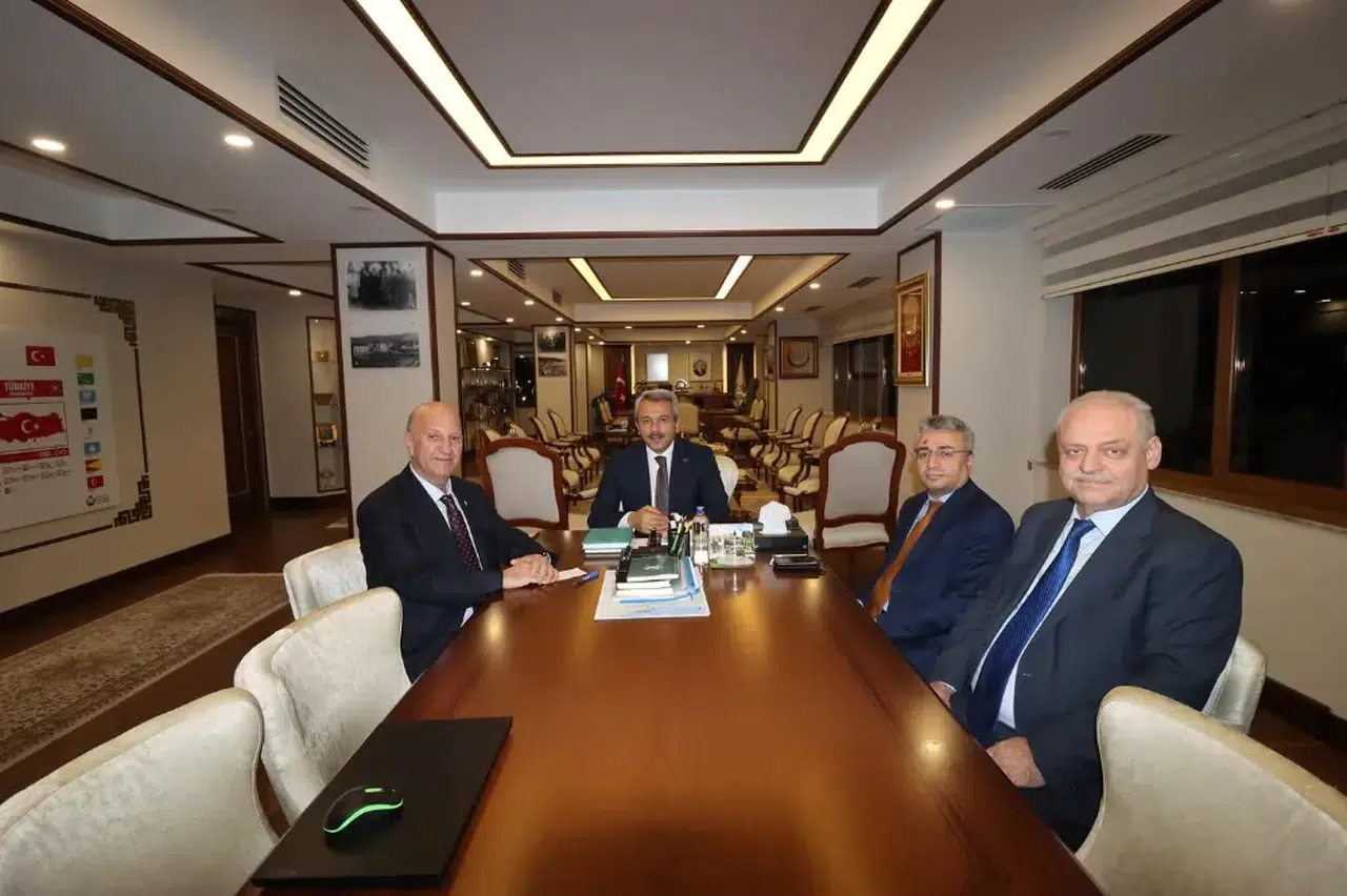 Rize'deli alt ve üstyapı çalışmaları görüşüldü