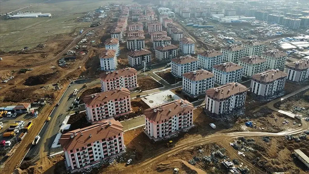 Malatya'da 6 bin 100 deprem konutu şubatta teslim edilecek