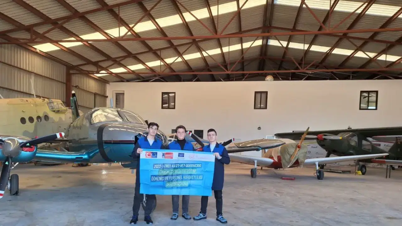 Sivil Havacılık öğrencileri İspanya'da staj görecek