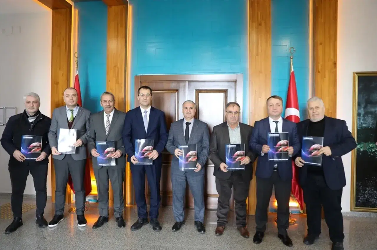 Akçaabatlı Öğrenciler Bursa ve Konya'da Mesleki Eğitimlere Katılacak