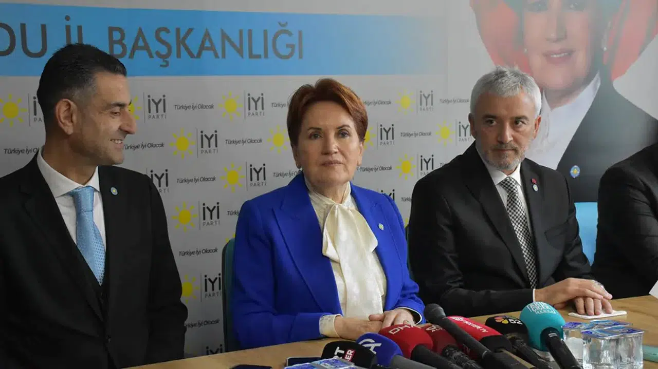 Akşener'den CHP'ye gönderme: PKK'ya terörist diyemeyen DEM'li kafalara yönelmeyin