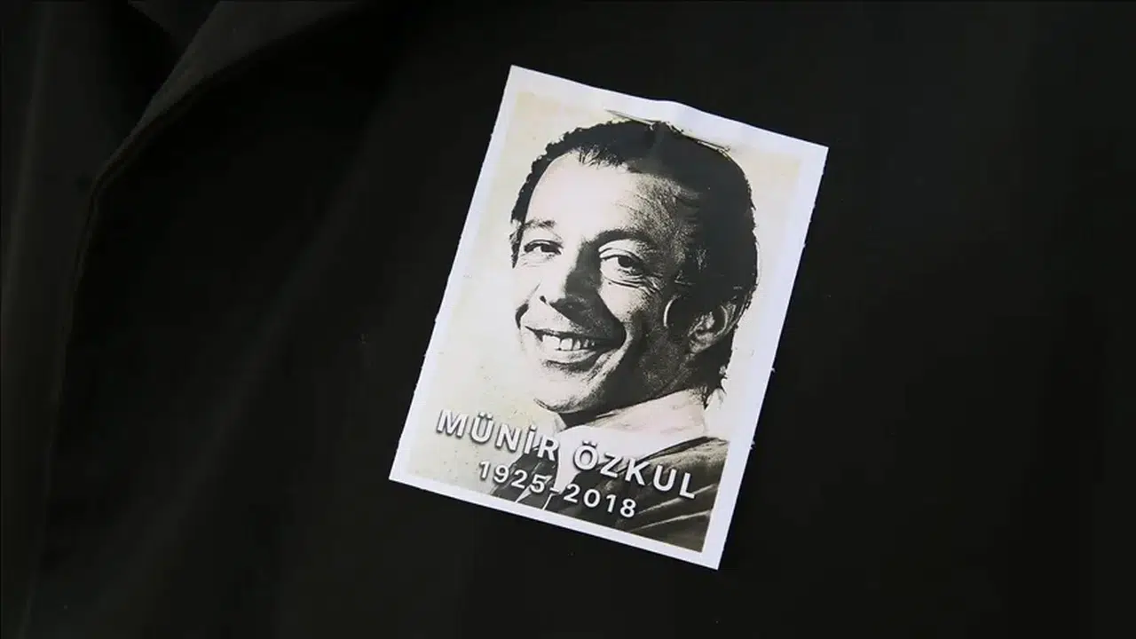 Hababam Sınıfı'nın "Kel Mahmut"u: Münir Özkul