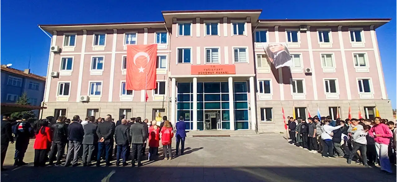 Tokat'ın ilçelerinde 29 Ekim Cumhuriyet Bayramı kutlamaları başladı