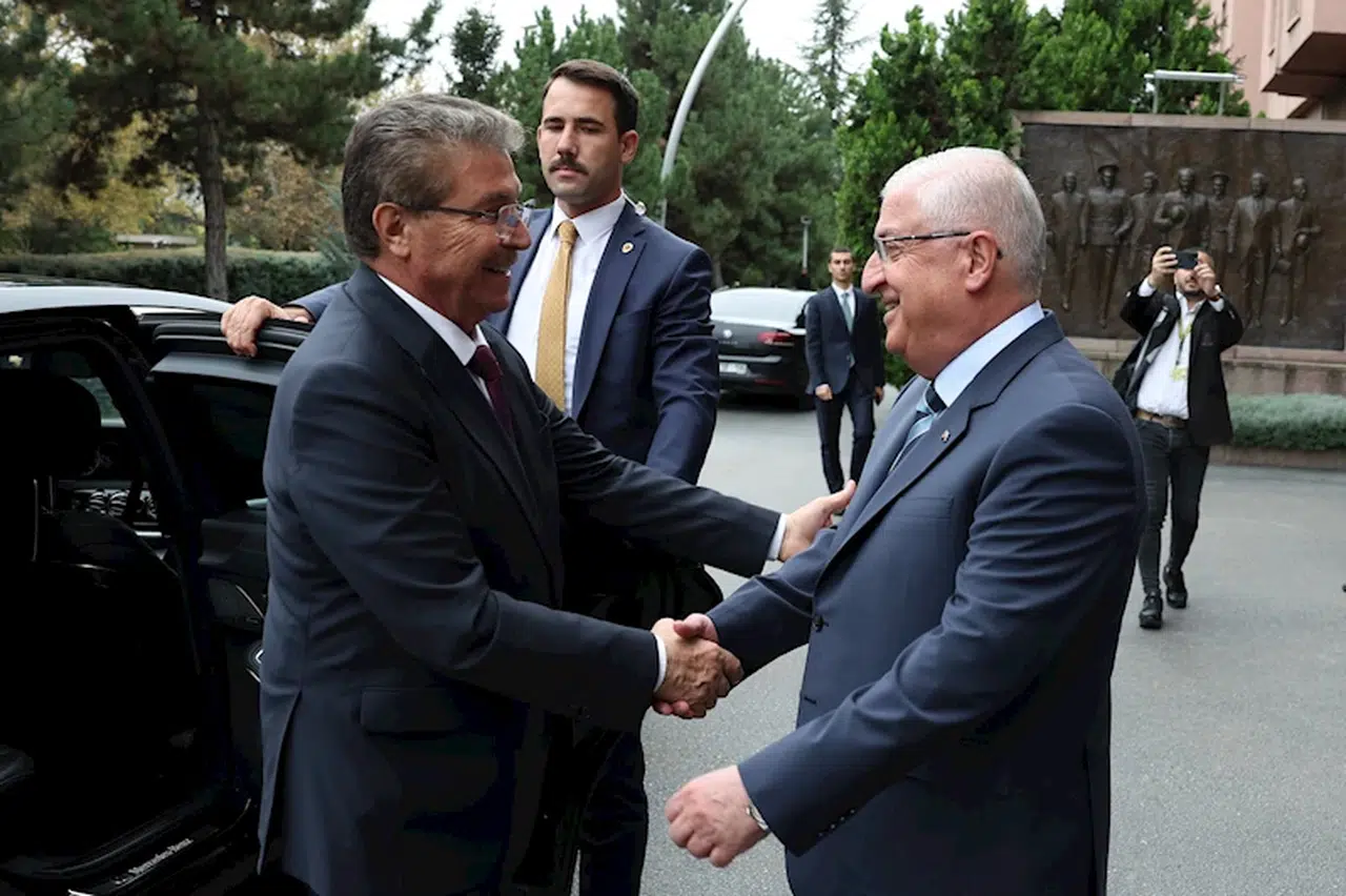 Bakan Güler, KKTC Başbakanı Üstel ile bir araya geldi