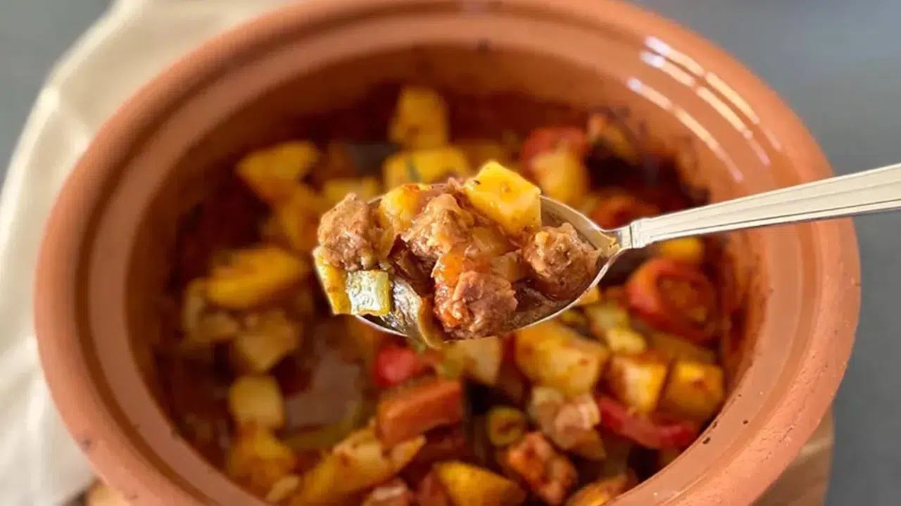 Ustalara taş çıkarın: Herkesin yapabileceği Güveç tarifi