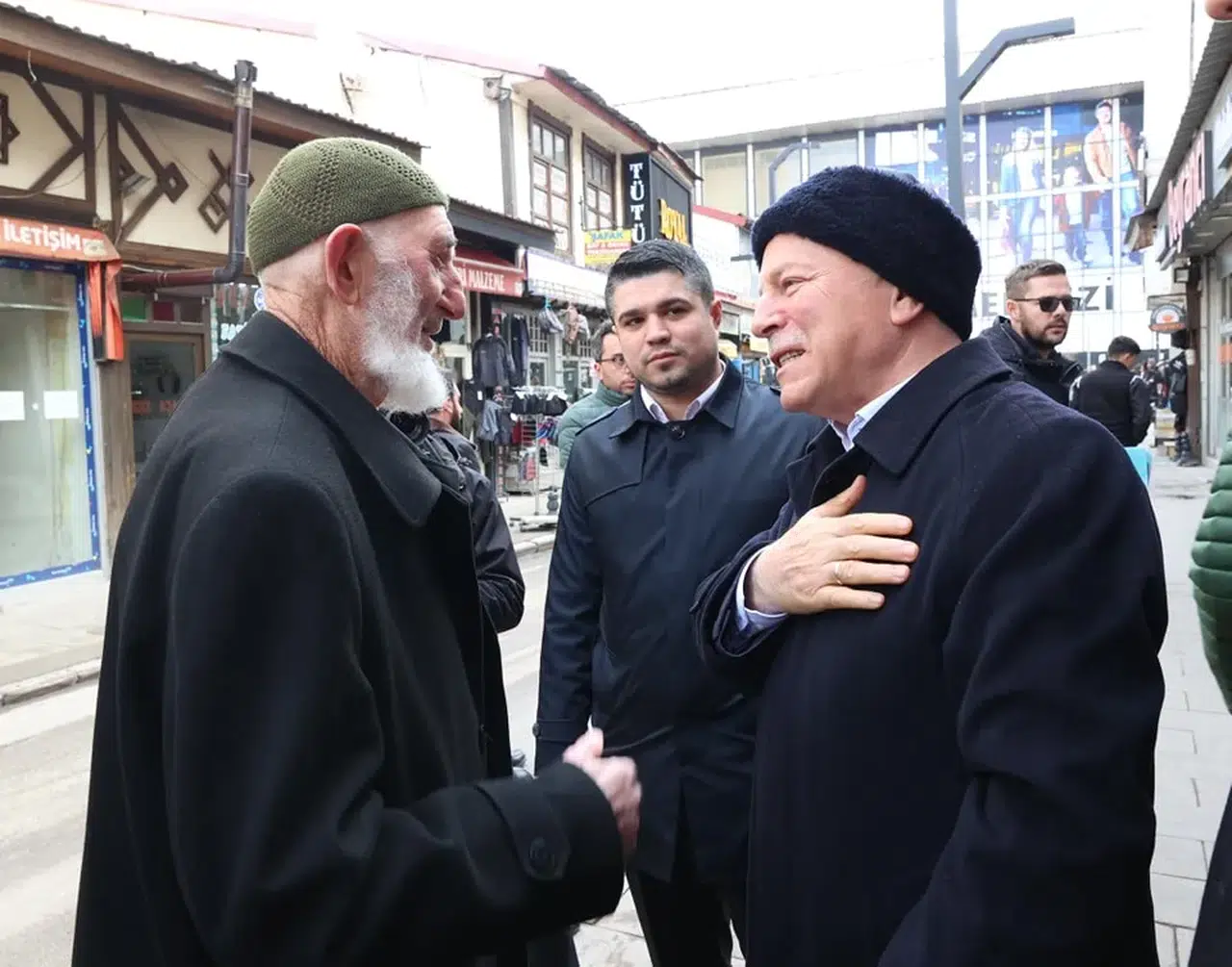 AK Parti Heyeti, Erzurum Esnafını Ziyaret Etti: "Esnafımız Şehrimizin Can Damarıdır"