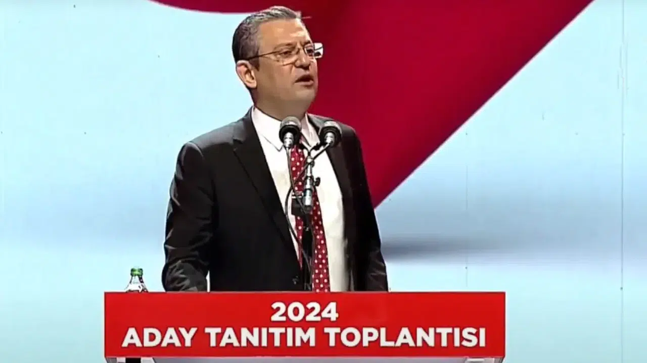 Özgür Özel'den CHP'den istifa edenlere yanıt: 3, 5 memnuniyetsiz arkadaşımız...