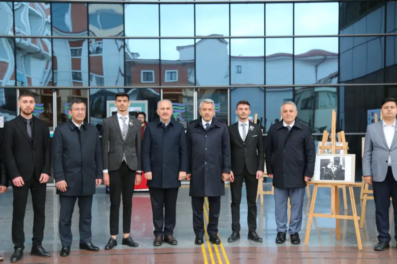 RTEÜ'nde Fırat Yılmaz Çakıroğlu anısına fotoğraf sergisi düzenlendi