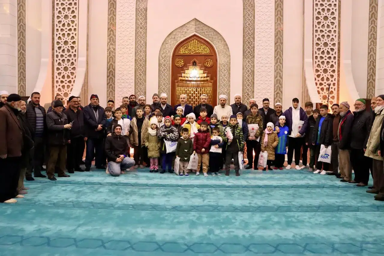 Rize Müftülüğü'nden “Camiyi Seviyoruz Namazla Buluşuyoruz” etkinliği