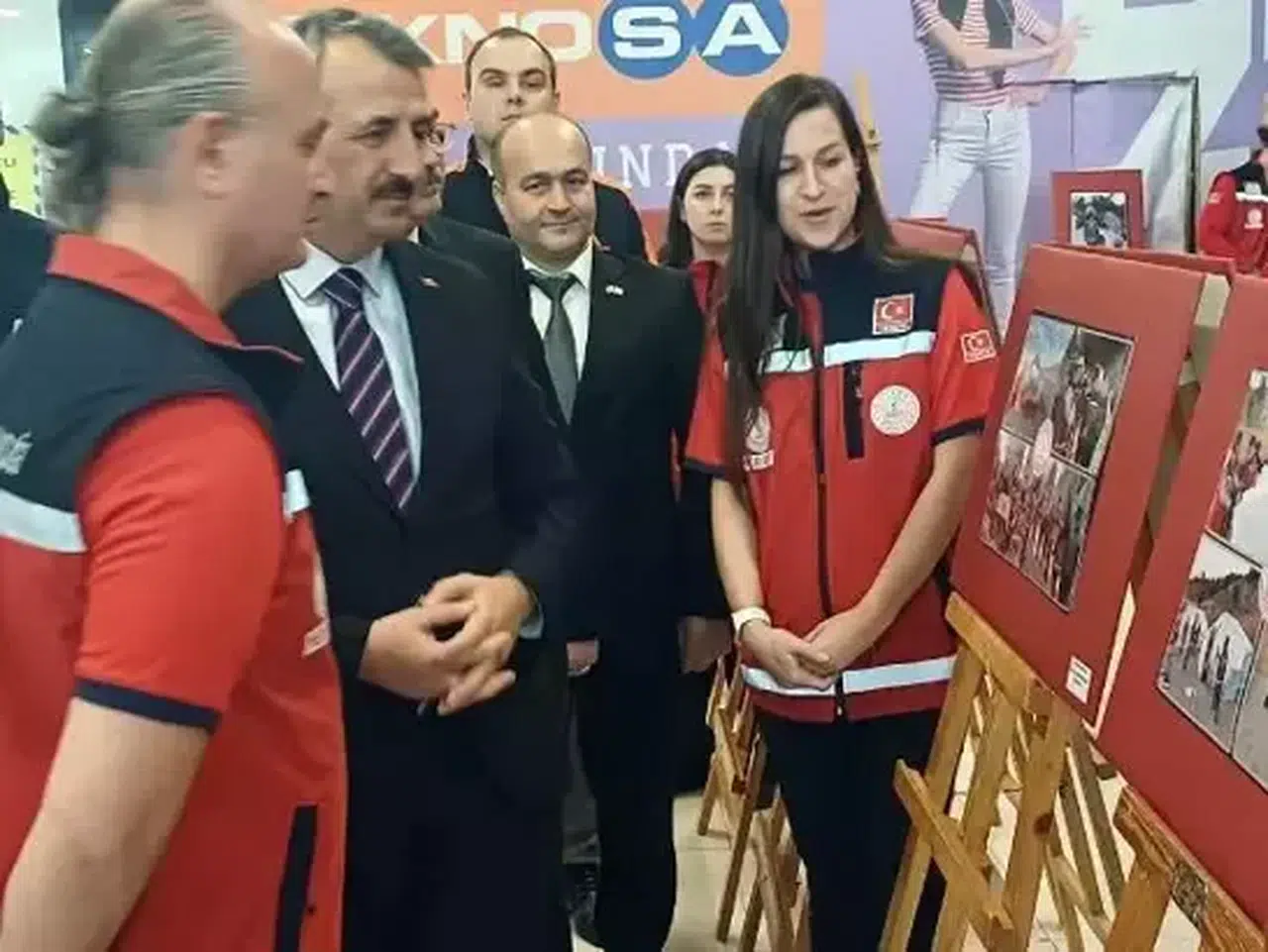 Edirne'de 6 şubat depremi fotoğraf sergisiyle anıldı