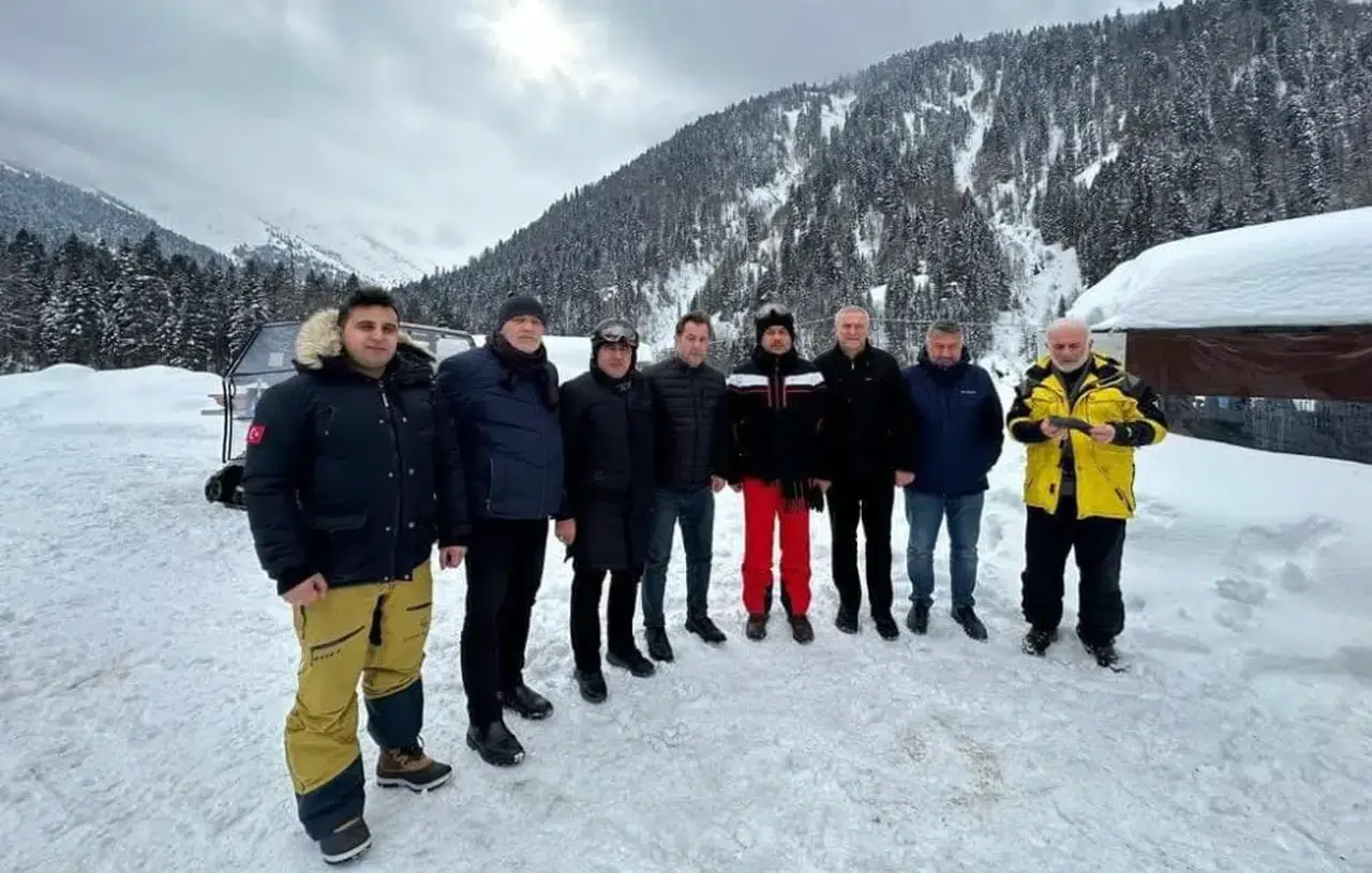 Vali Baydaş yapılması planlanan kayak merkezi projesini yerinde inceledi