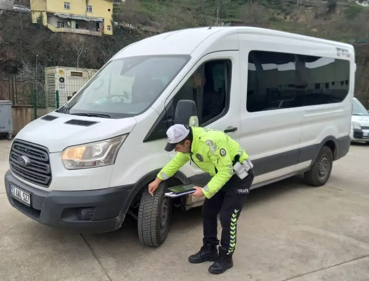 Kalkandere'de okul servisleri denetlendi