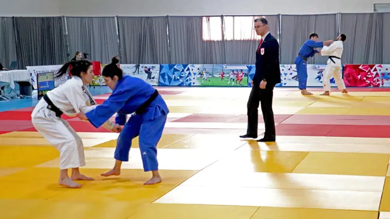 Türkiye Üniversite Sporları Federasyonu Judo Şampiyonası Erzurum'da başladı