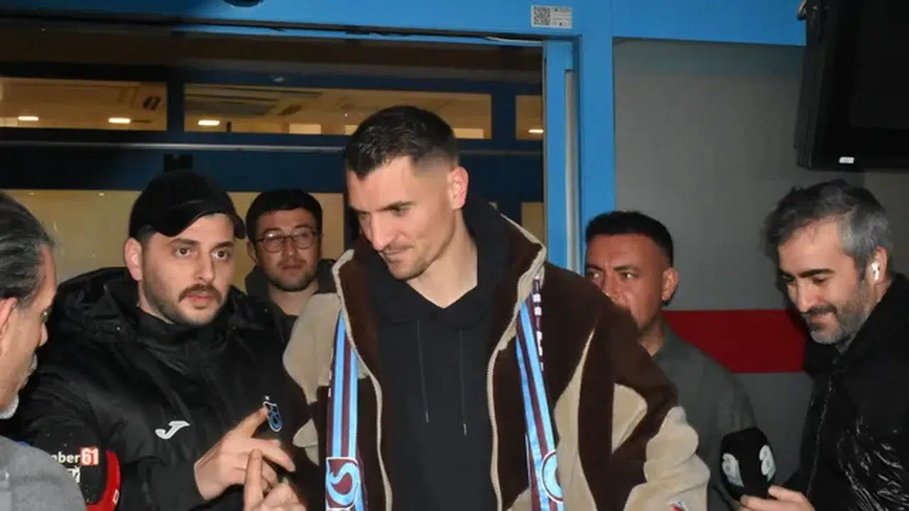Thomas Meunier, Trabzon'a geldi