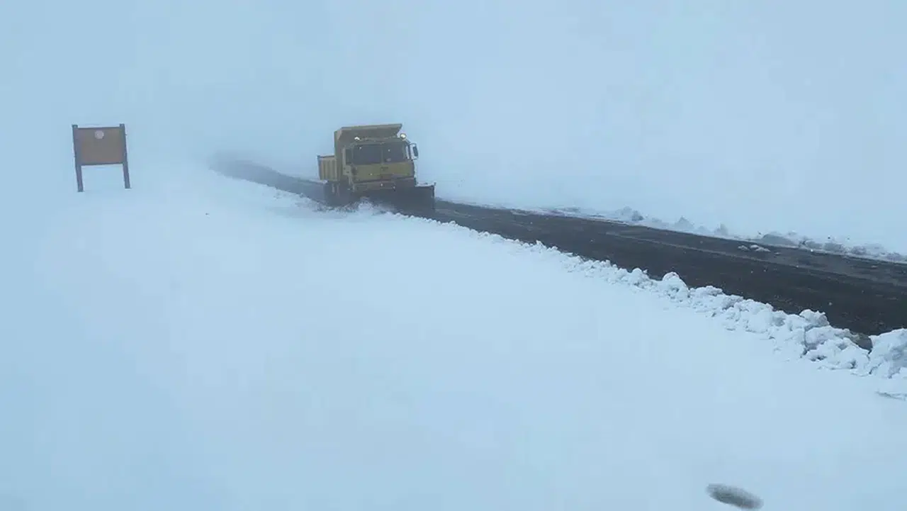 Erzurum ve Ardahan'da 200 yerleşim birimine ulaşılamıyor