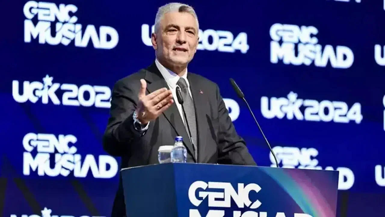 Bakan Bolat: E-ihracatın payını 2028'e kadar yüzde 10'a çıkarma hedefimiz var