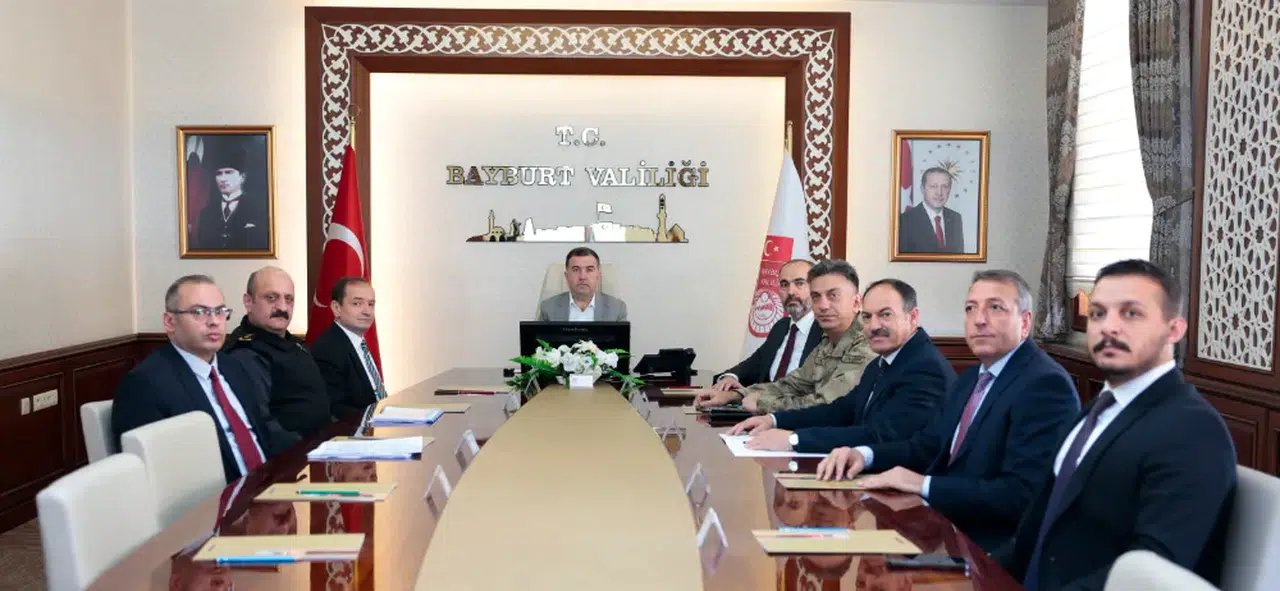Bayburt Üniversitesi'nde Güvenlik Tedbirleri Koordinasyon Toplantısı Gerçekleştirildi