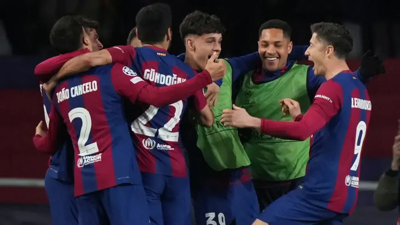 Barcelona, Napoli'yi devirdi, çeyrek finale adını yazdırdı!