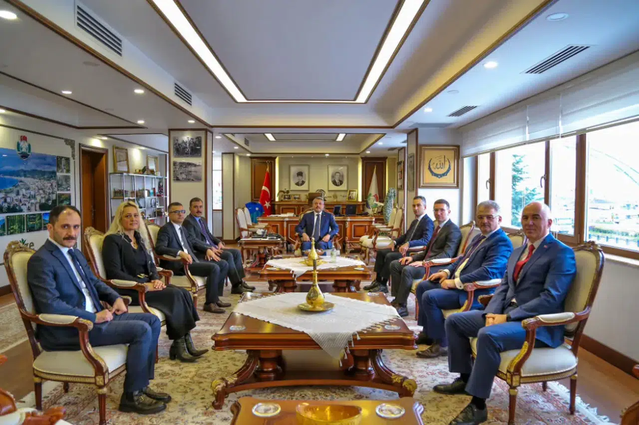 Ticaret Bakanlığı müdürleri Vali Baydaş'ı ziyaret etti