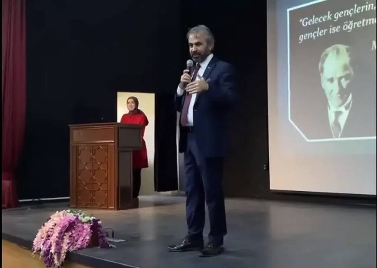 İl Milli Eğitim Müdürü Tüfekçi, RTEÜ'nde konferans verdi