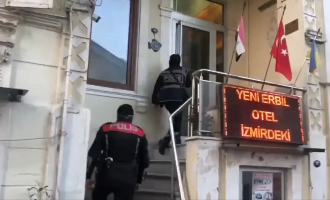 İzmir'de 'Kalkan-15' operasyonlarında 40 düzensiz göçmen yakalandı