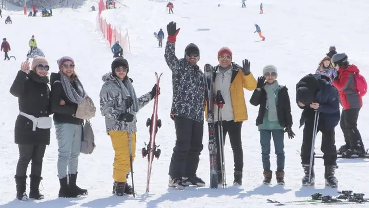 Palandöken'e yağan karla kayak sezonu nisana uzadı