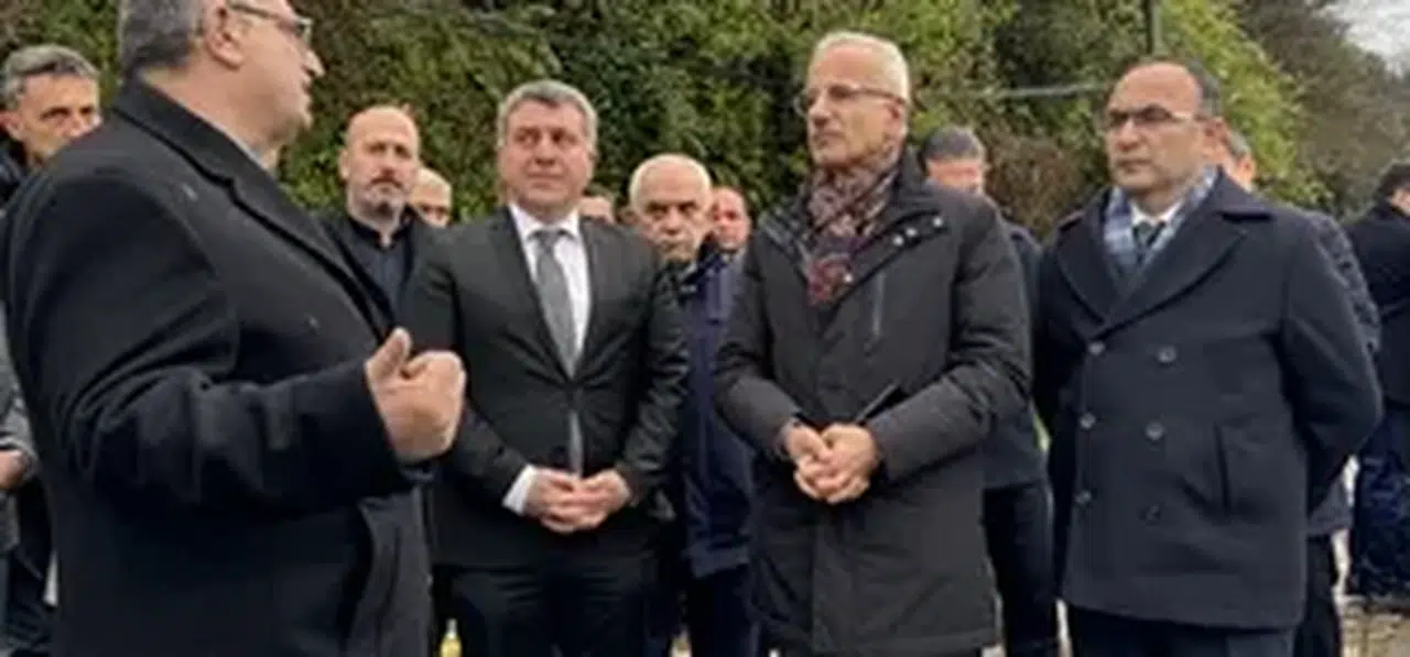 Ulaştırma ve Altyapı Bakanı Abdulkadir Uraloğlu, Artvin'de konuştu: