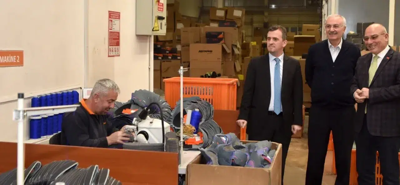 TESOB Başkanı Metin Kara'dan ayakkabı firmasına ziyaret