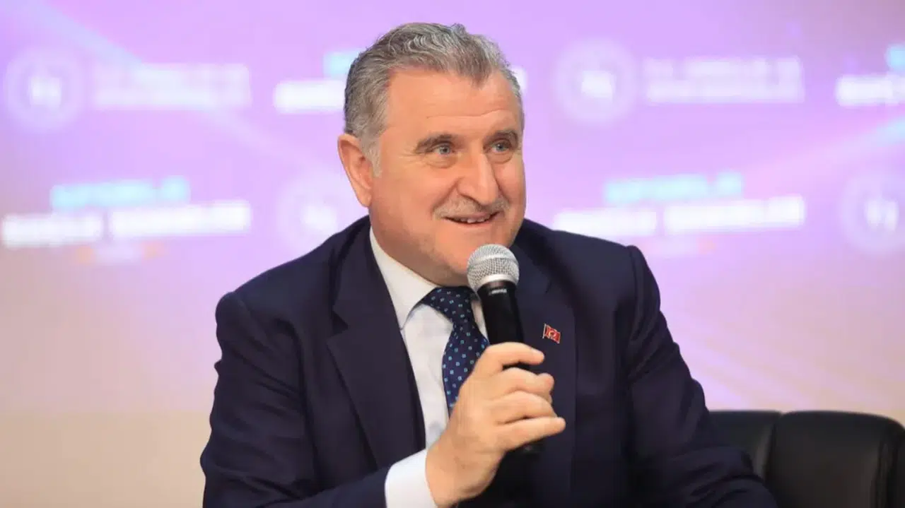 Bakan müjdeyi verdi: Edirne'ye yeni stadyum yapılacak