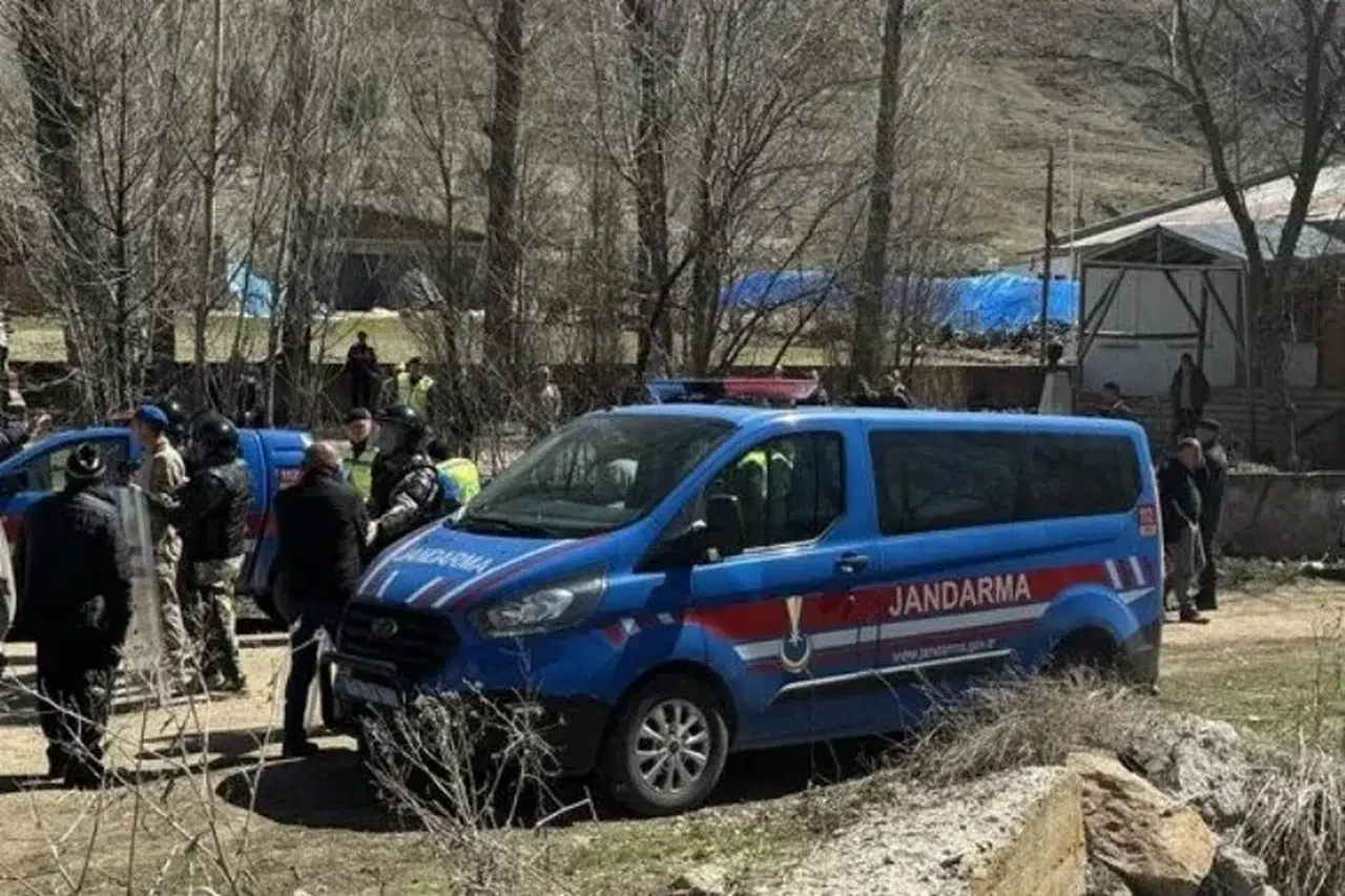 Bayburt'ta muhtarlık seçimi kavgası! 1 kişi hastanelik oldu